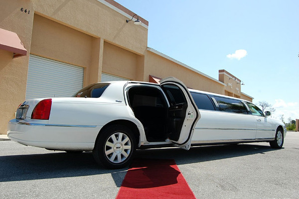 lincoln stretch limo